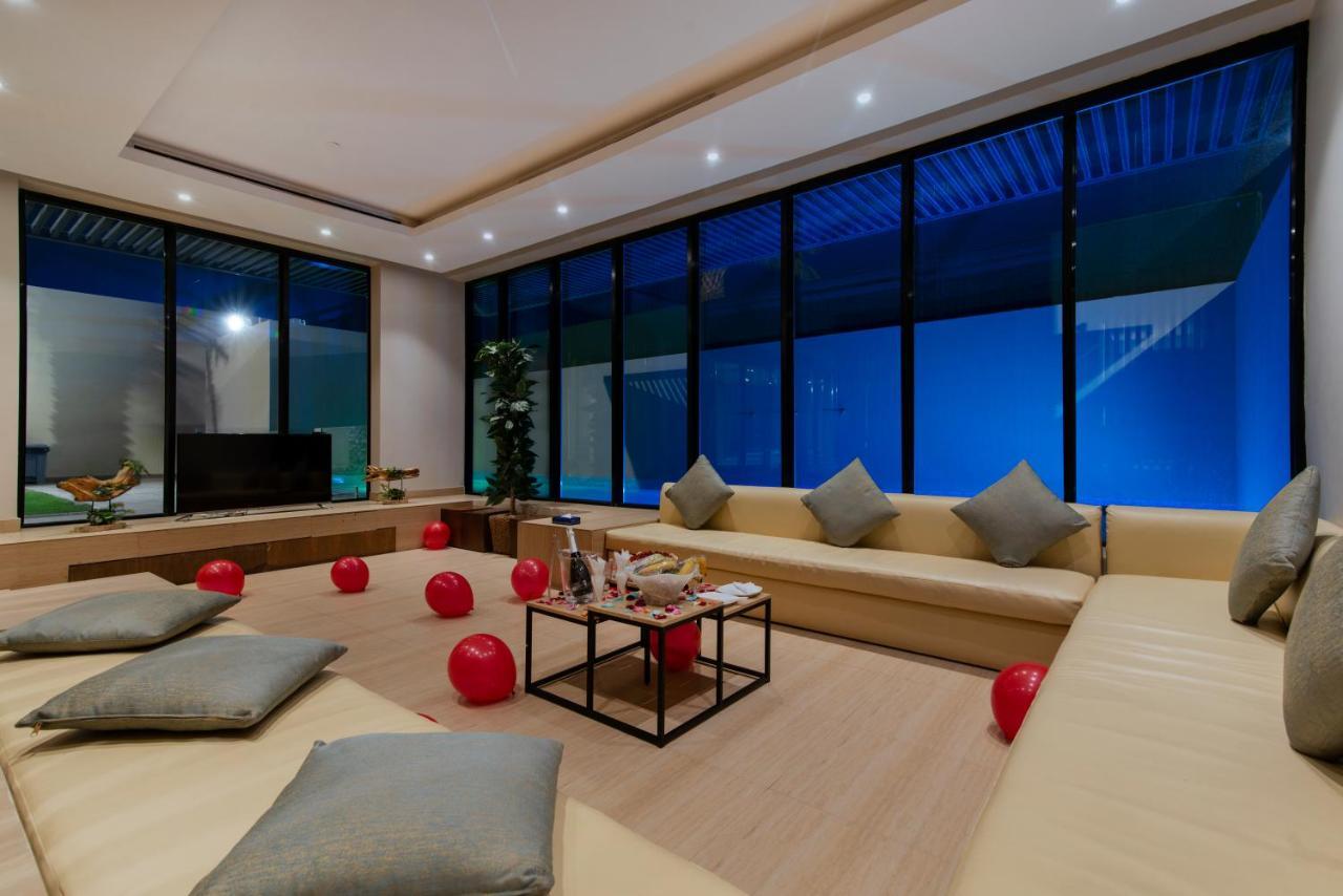 The One Hotel Resorts - Riyadh Bagian luar foto